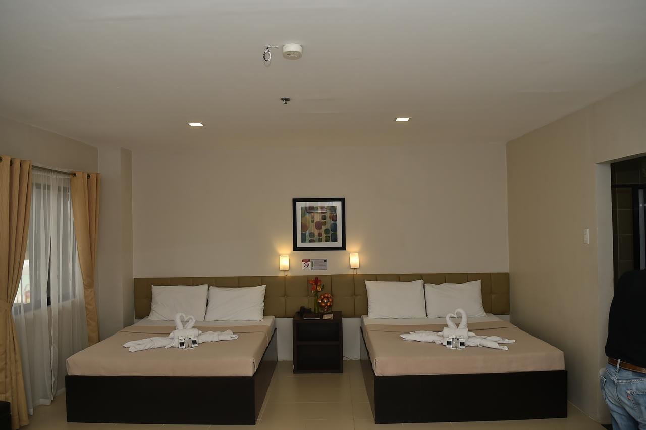 Columbus Plaza Hotel General Santos City Exterior foto